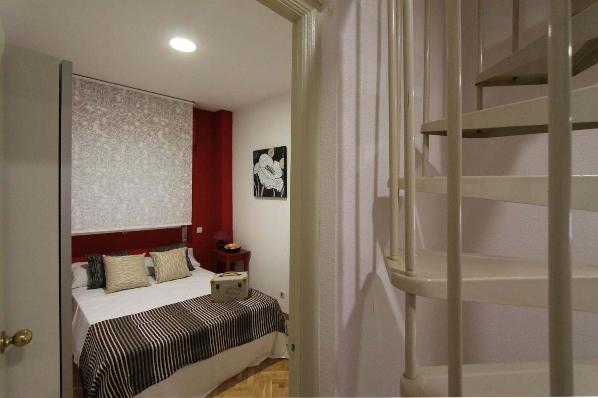 Apartamentos Goyescas Deco マドリード 部屋 写真
