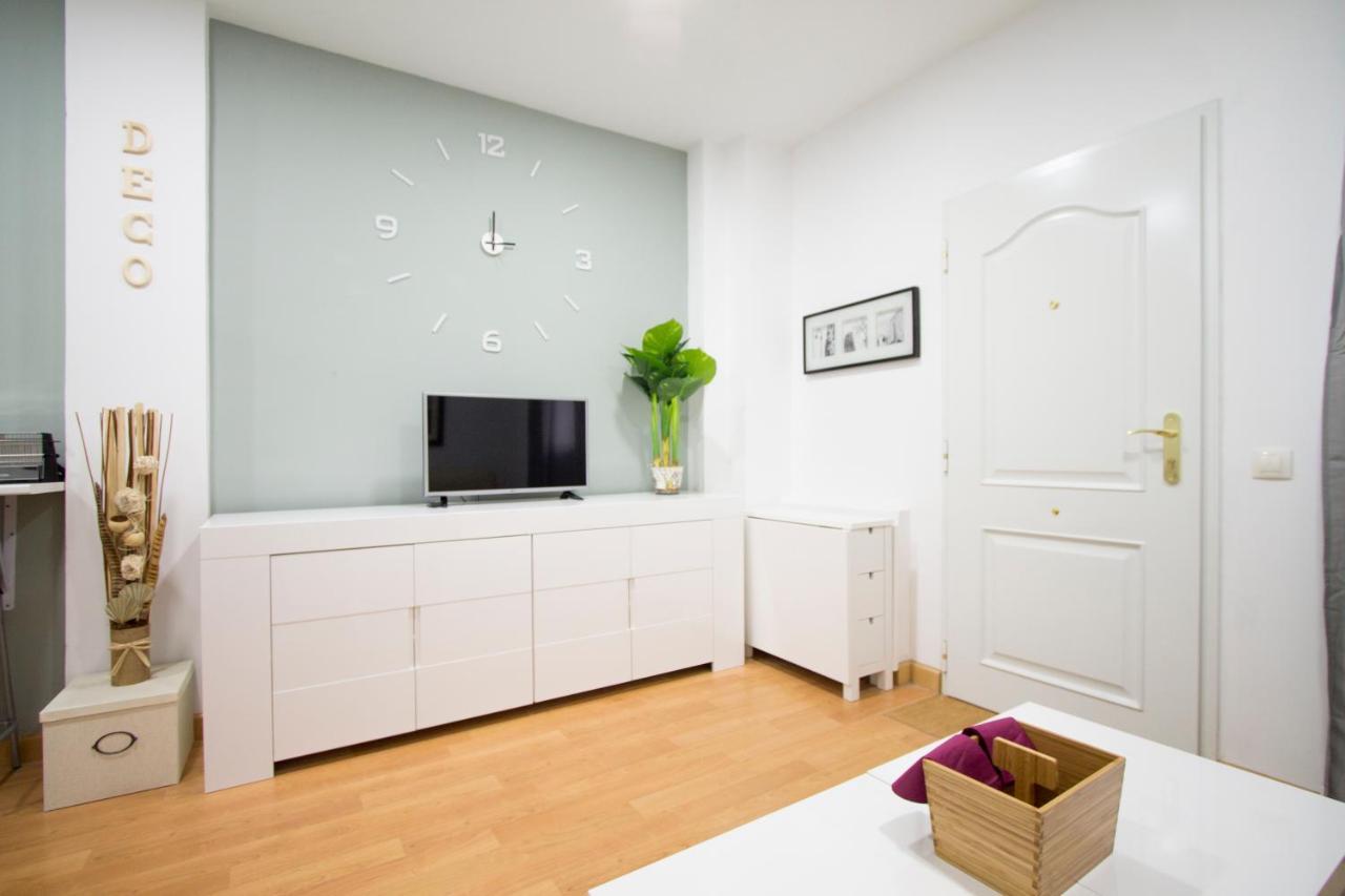 Apartamentos Goyescas Deco マドリード エクステリア 写真