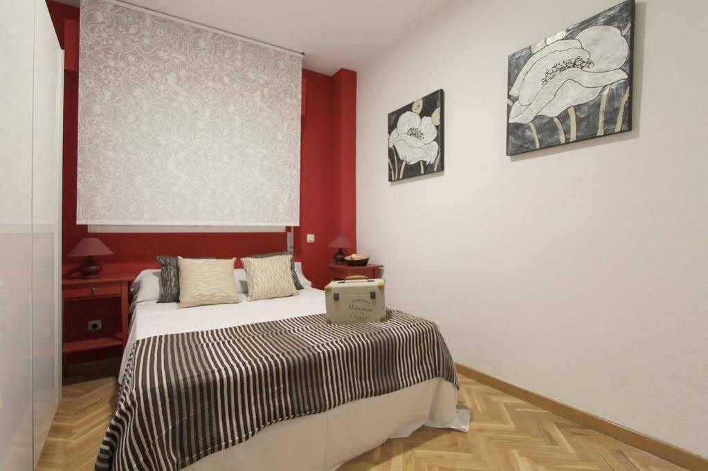 Apartamentos Goyescas Deco マドリード エクステリア 写真